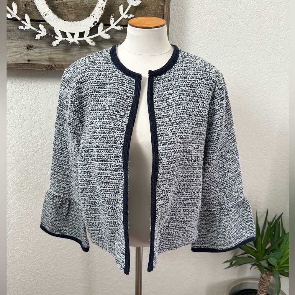 Loft‎ blue textured blazer jacket peplum bell sleeve open front size L NWT